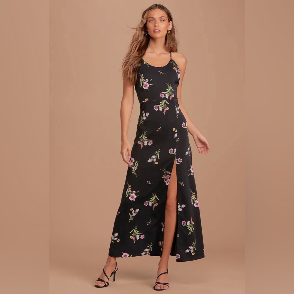 Lulu’s Blooming Vision Black Floral Maxi